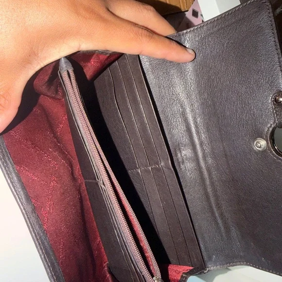 Ferragamo Wallet - Picture 3 of 3